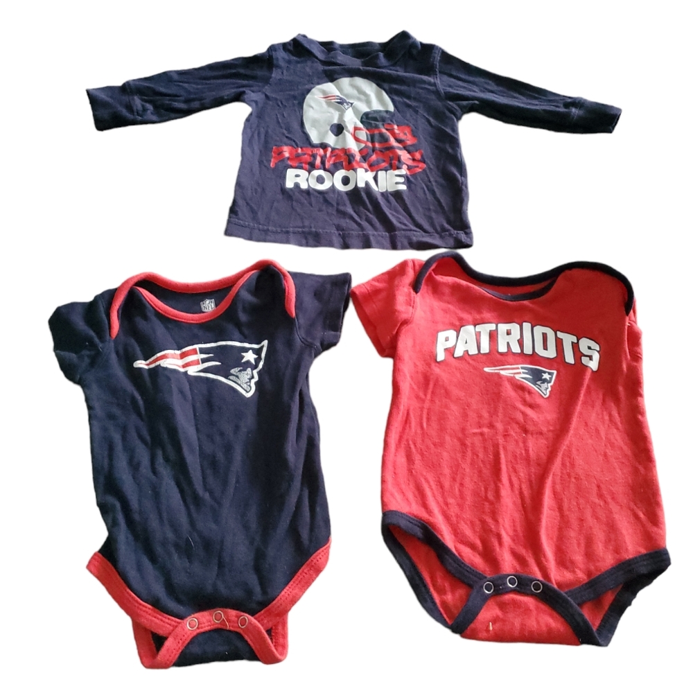 Patriots Bundle , 12 Months, 2 Onsies, 1 long sleeve